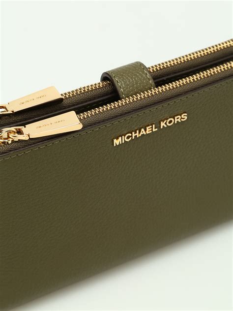 michael kors olive wallet